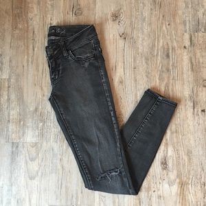 American Eagle distressed jeans